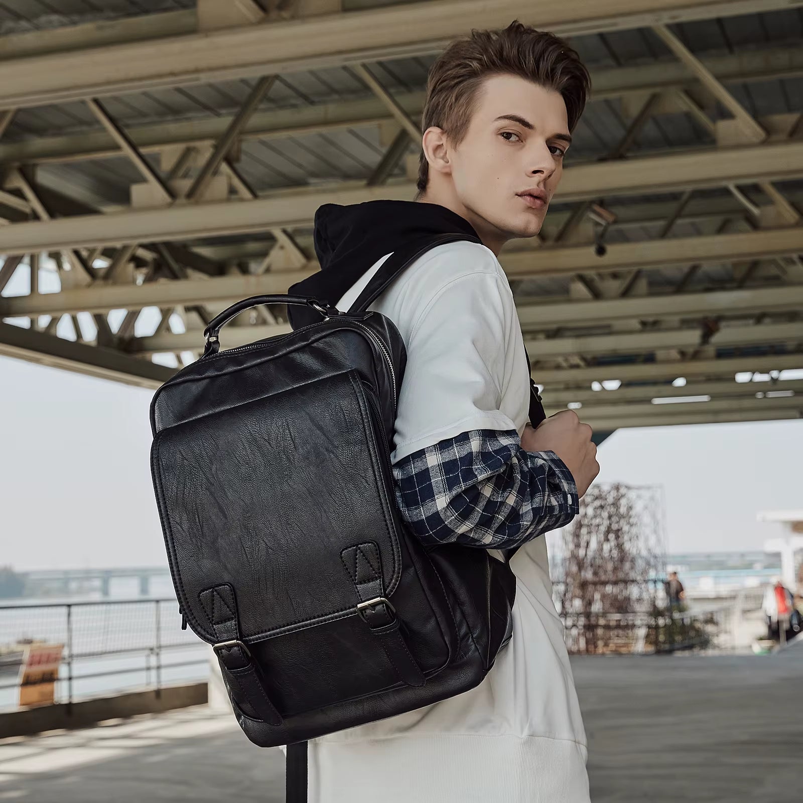 Waterproof Mochila PU Leather Bags for Men Traveling Business Laptop PU Men Backpack