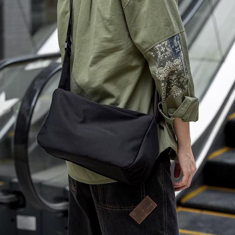 Custom Logo Fitness Gym Bag for Men Sport Outdoor Shoulder Chest Crossbody Men Sling Bag