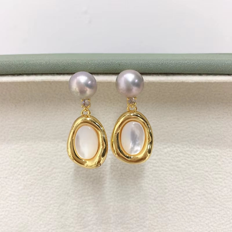 High Quality S925 Silver Needle Luxury Sea Shell Pearl Jewelry Freshwater Pearl Stud Earrings for Women