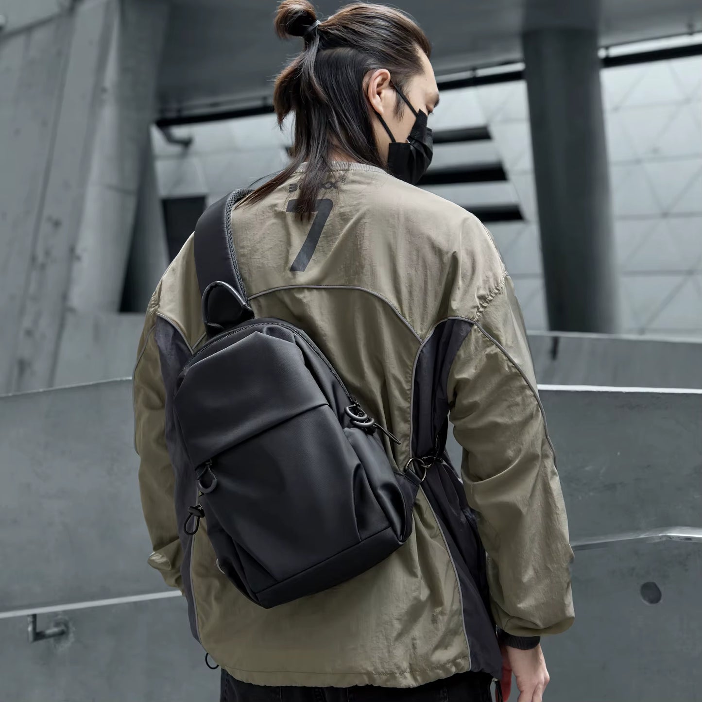 MOYYI Waterproof Crossbody Bags for Men Chest Bag Travel Sports Sling Bags