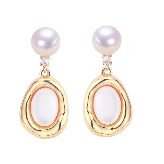 High Quality S925 Silver Needle Luxury Sea Shell Pearl Jewelry Freshwater Pearl Stud Earrings for Women