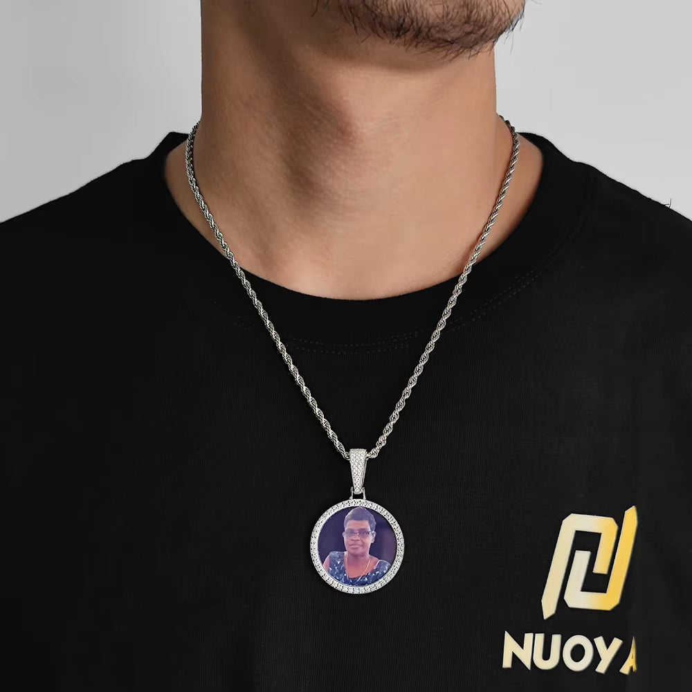 Nuoya Fine Jewelry Bling VVS Moissanite Custom Photo Pendant 925 Sterling Silver round Photo Frame Pendant for Men Women