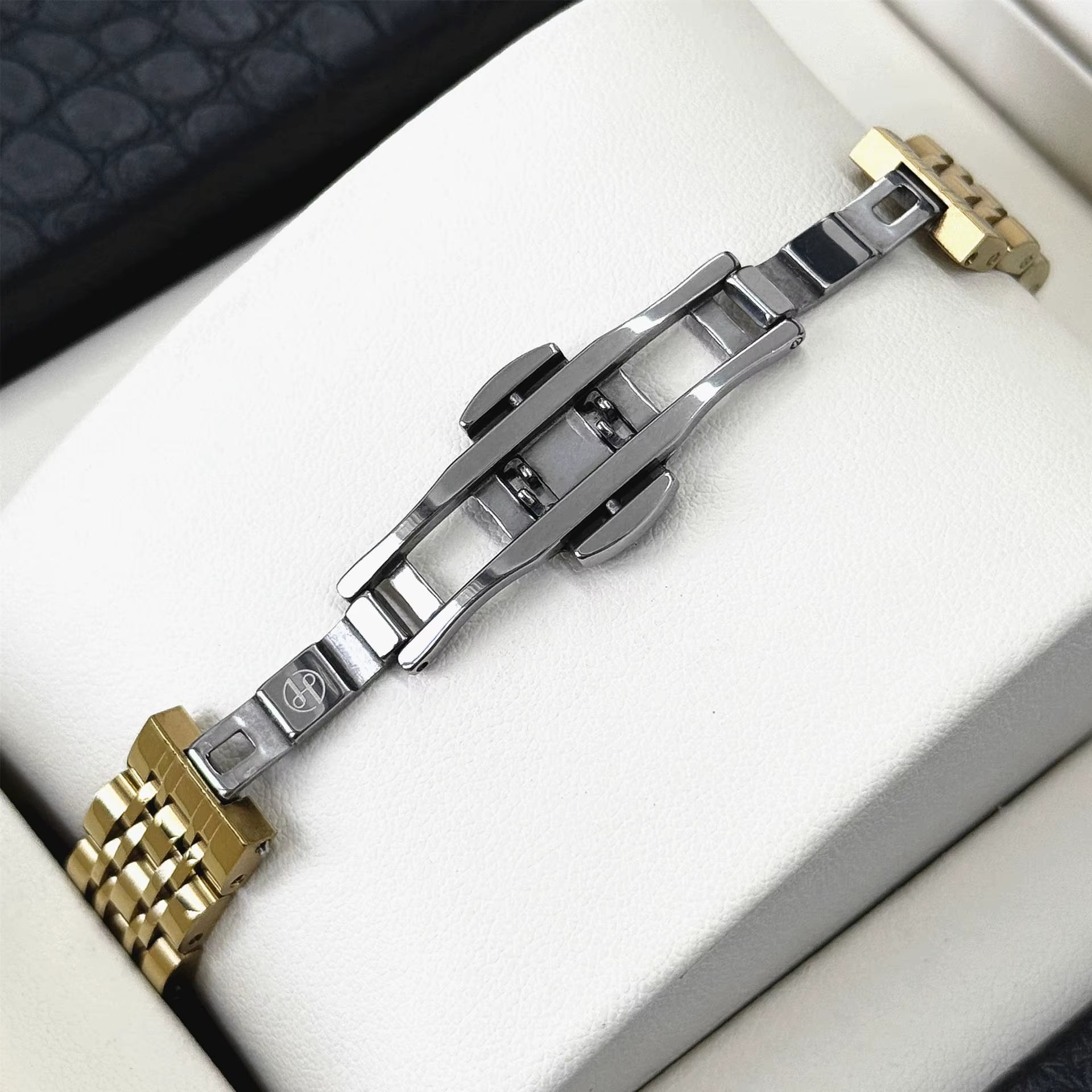 Luxury Girls' Steel Waterproof Watch Customized Logo Quartz Watch Fashionable Diamond Watch for Women