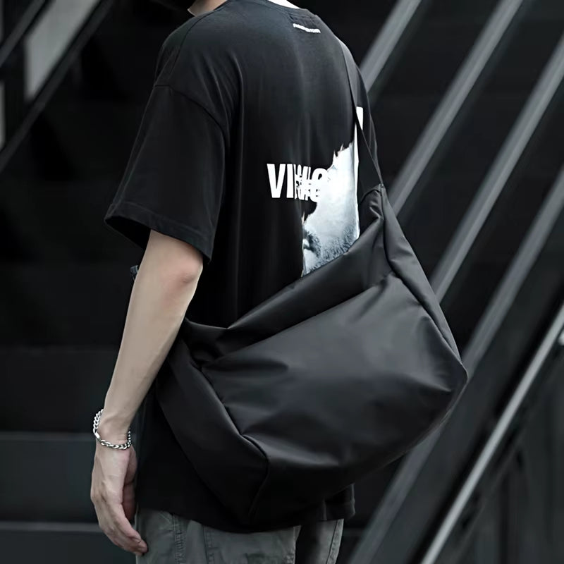 Fashion Customized Messenger Bag for Men Design Outdoor Sport Shoulder Sling Waterproof Men'S Crossbody Bag