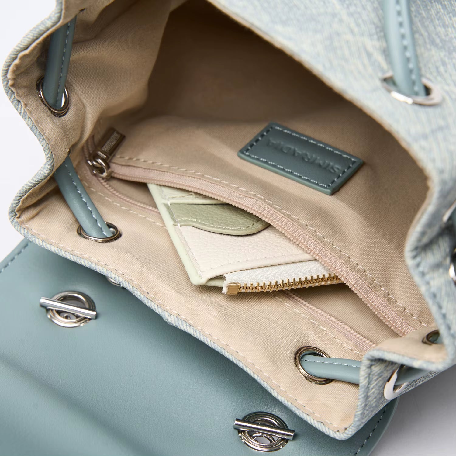 Designer PVC Women'S Bag Small Fashionable Chain Bag for Girl Lightweight Women'S Backpack