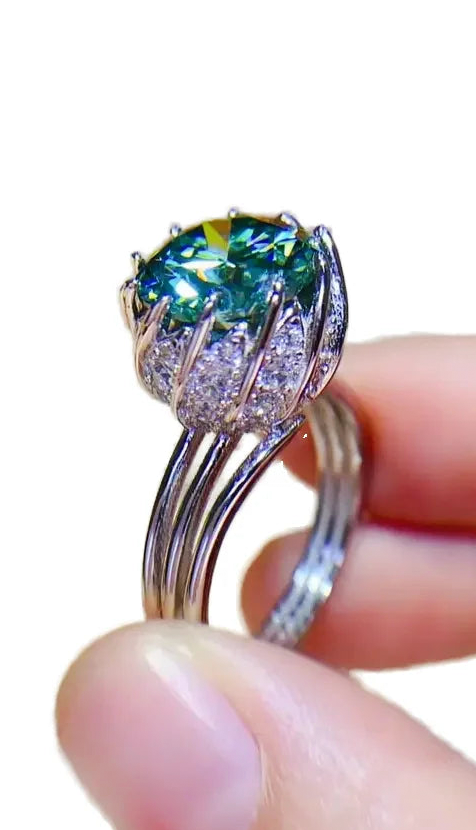 Elegant Green Moissanite Ring 925 Sterling Silver - MCROONS