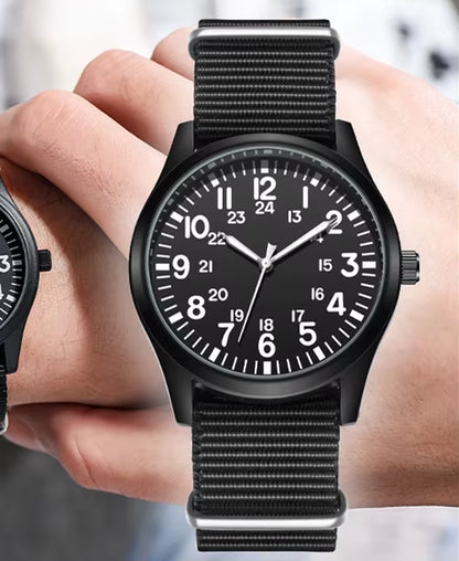 Chic Nylon Leather Quartz Watches Men Movement Watches Wrist Waterproof Minimalist Sports Wristwatch
