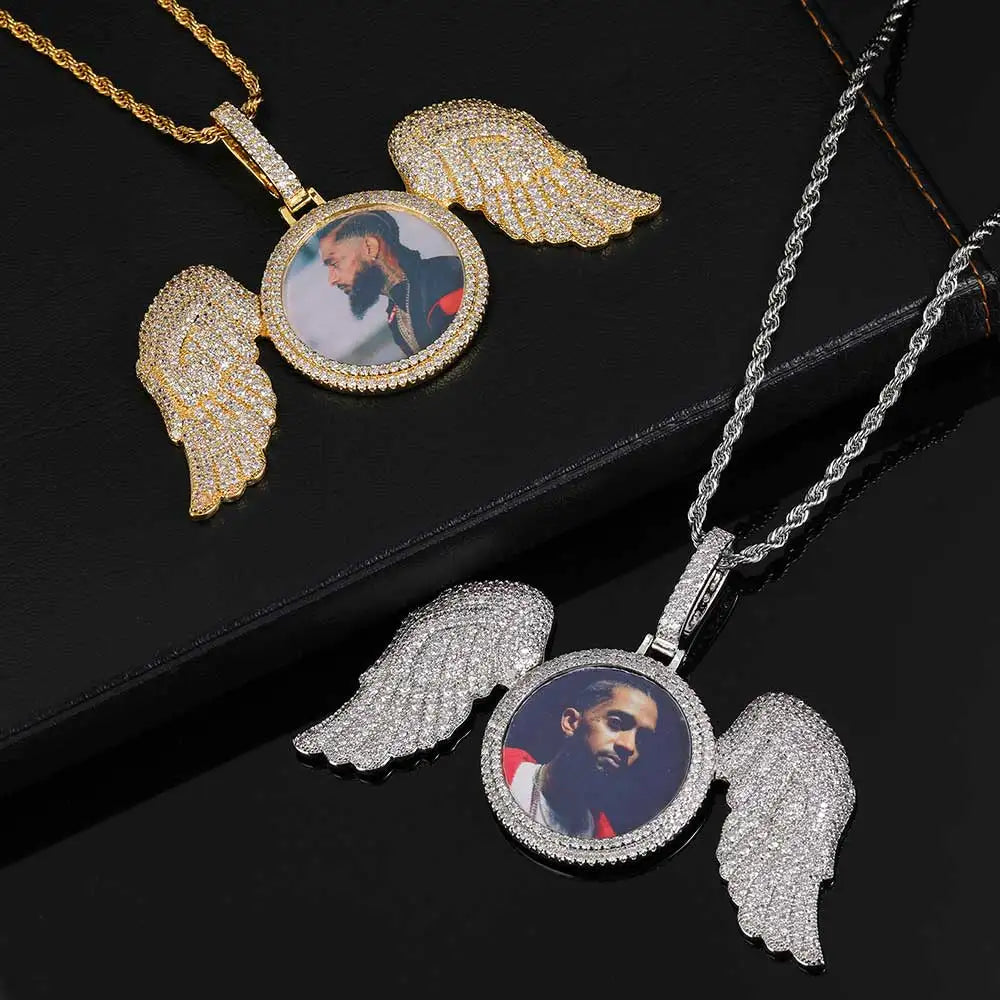 NUOYA Hip Hop Memorial Custom Photo Pendant Gold Photo with Big Angel Wings Pendants Trays Picture Necklaces