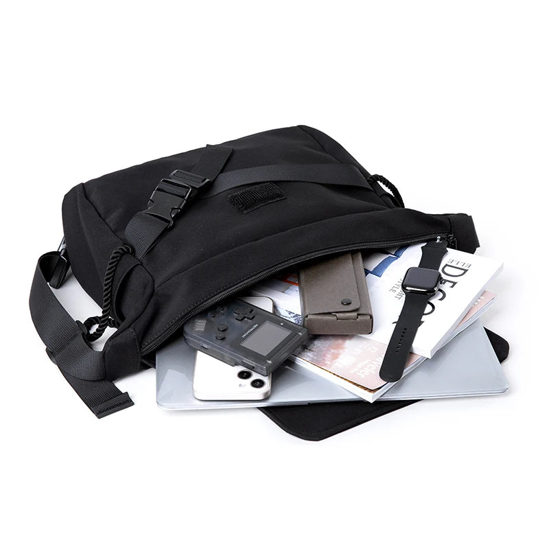 Custom Logo Hot Sale Waterproof Casual Wholesale Crossbody Bags for Men Waterproof Durable Messenger Bags