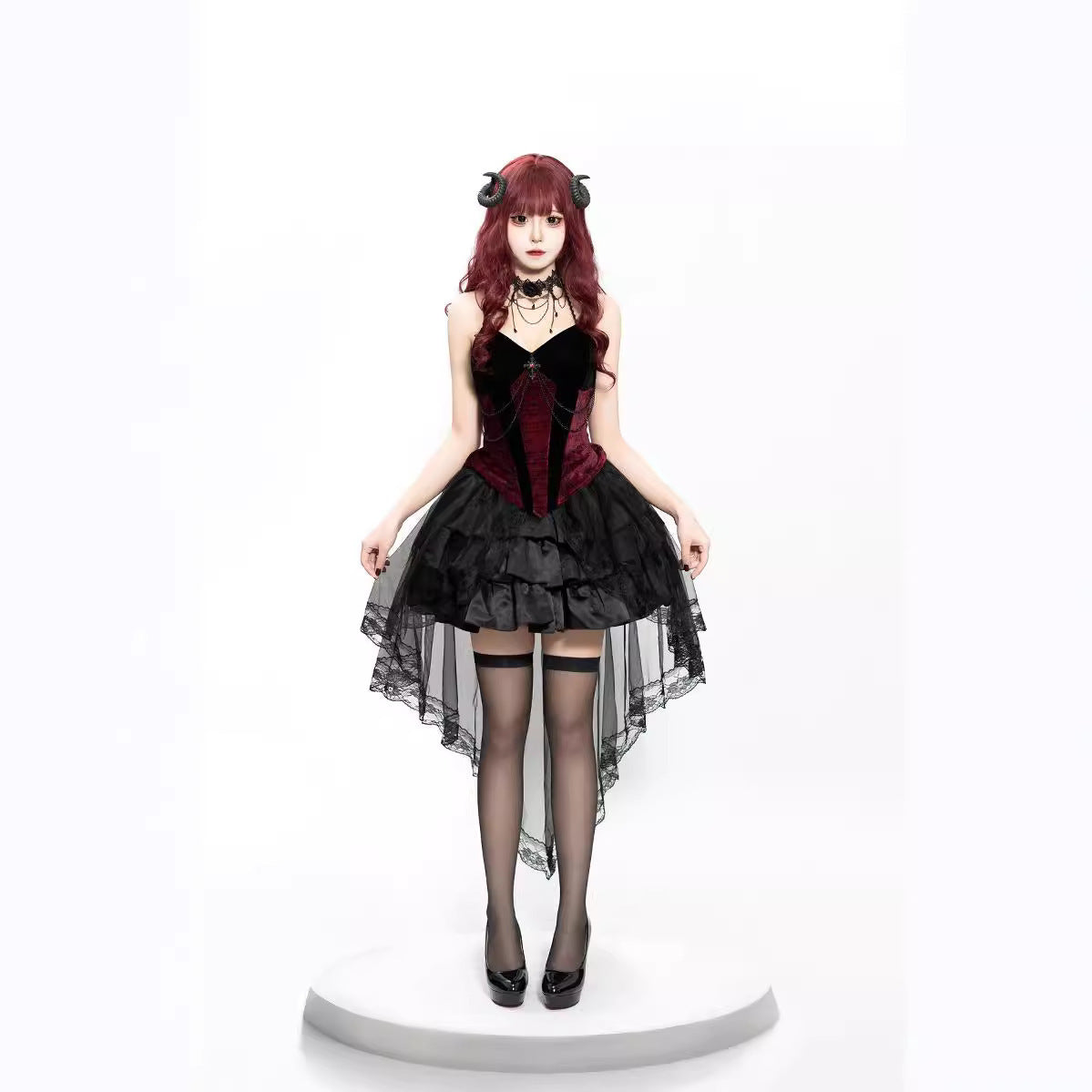 Duchess Vampire Gothic Witch Halloween Costume detail