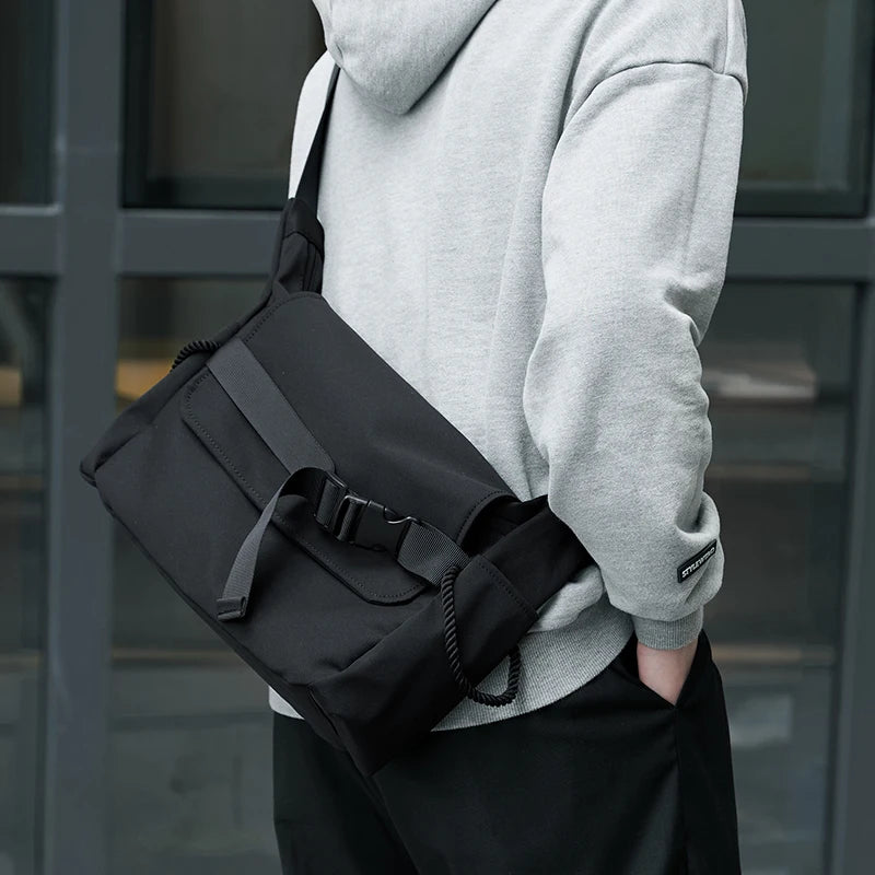 Custom Logo Hot Sale Waterproof Casual Wholesale Crossbody Bags for Men Waterproof Durable Messenger Bags
