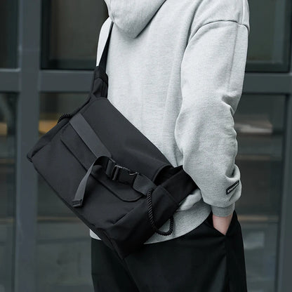 Custom Logo Hot Sale Waterproof Casual Wholesale Crossbody Bags for Men Waterproof Durable Messenger Bags