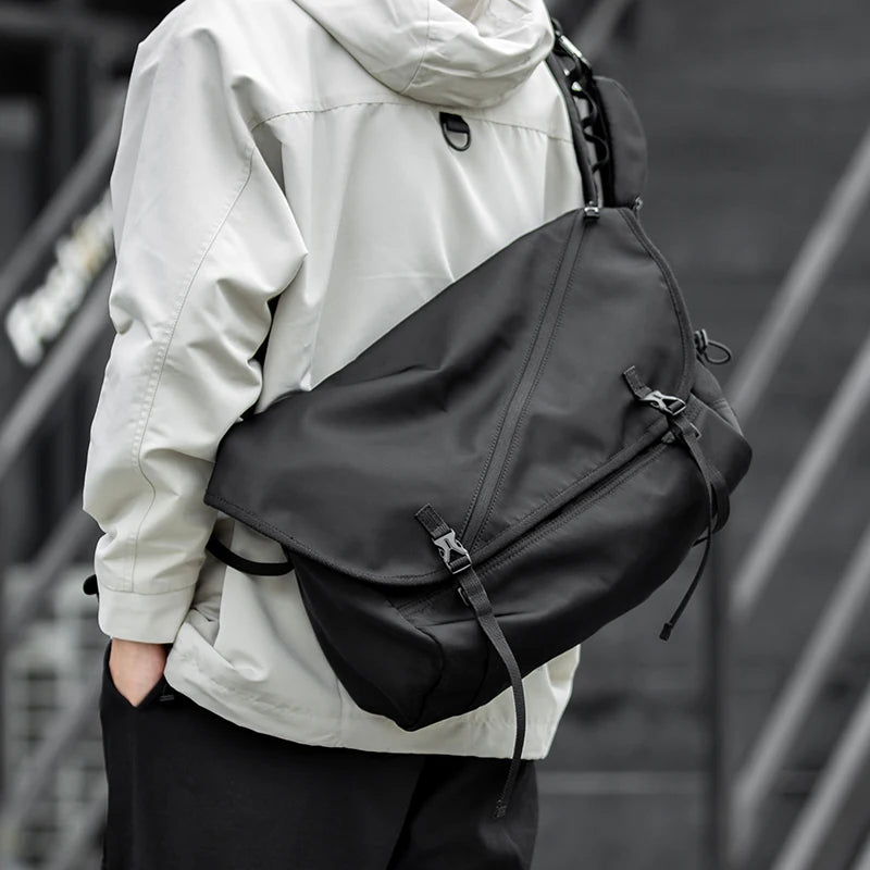 Customized 13 Inch Laptop Messenger Bag Outdoor Travel Sling Shoulder Bags Daily Men Crossbody Bag for Business