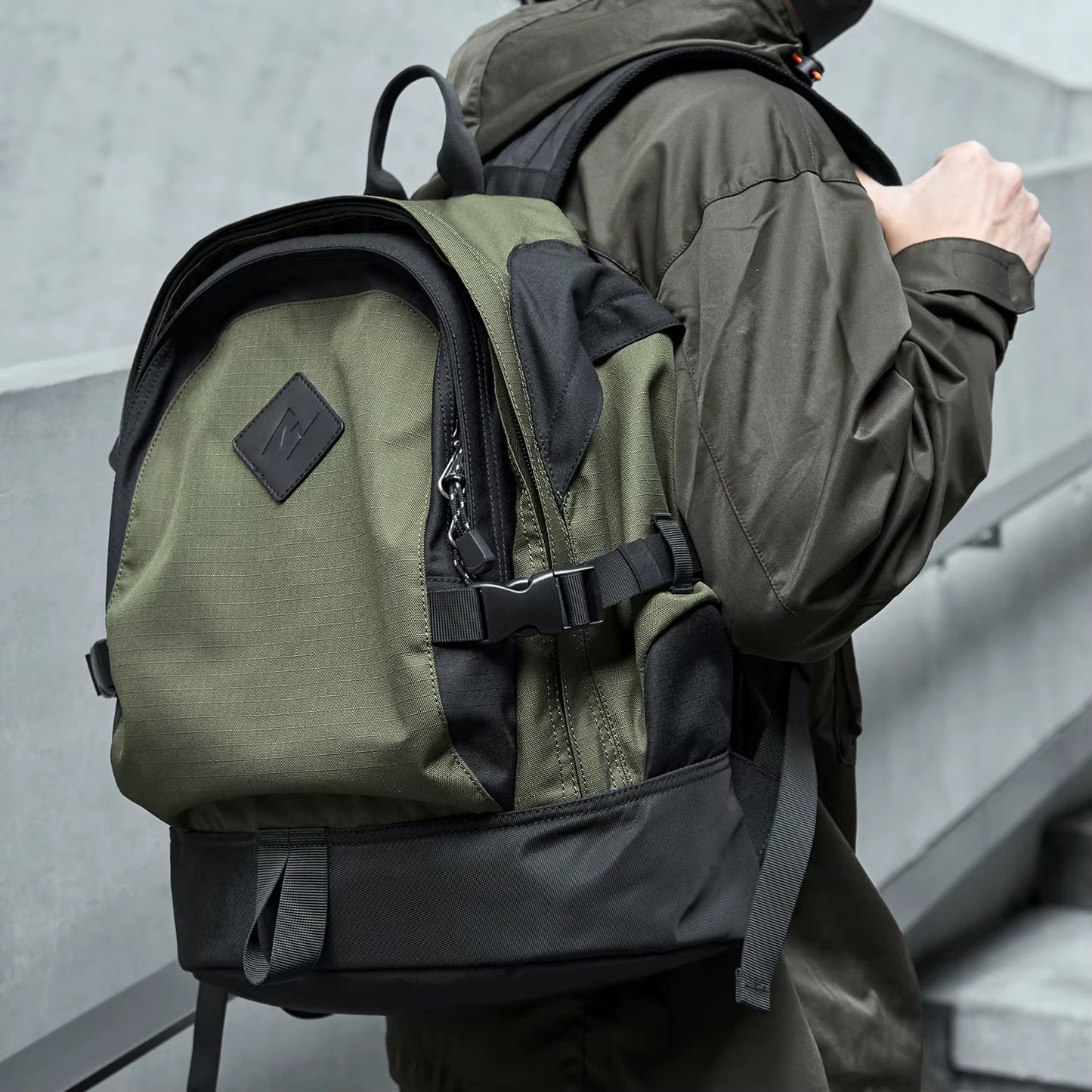 MOYYI Waterproof Men'S Backpack Bags for Men Outdoor Travel Backpack Camping Hiking Backpack